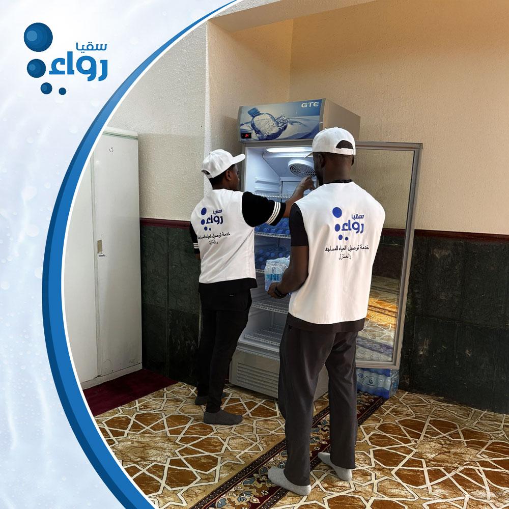 10 عبوات مياه 330 مل